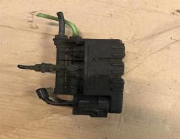 Блок клапанов пневмоподвески для Land Rover Range Rover Sport L320 2005-  запчасти бу